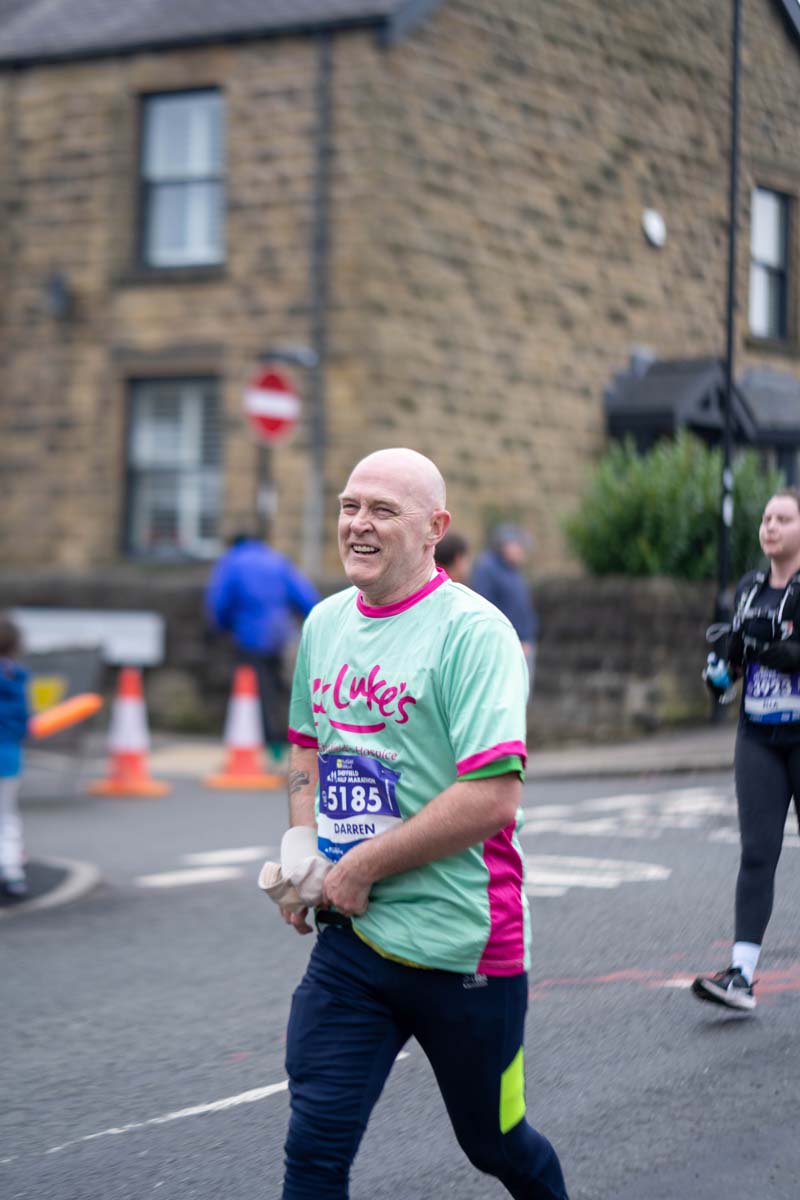St-Lukes-Sheffield-Half-Marathon-2025-Oskars-(95)7543609d-5685-4cf4-a6bc-ce4692ffb495.jpg