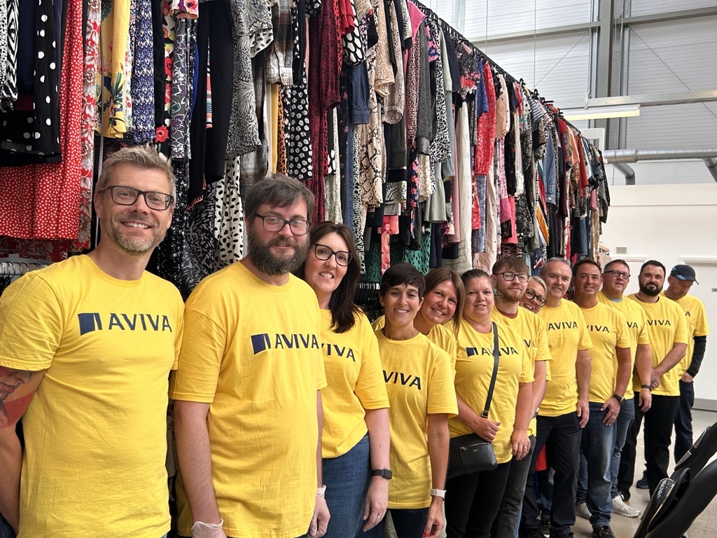 St Luke's Aviva Corporate Volunteers Kilner Way July 2025 (1).jpg