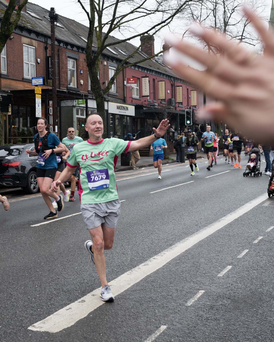 St-Lukes-Sheffield-Half-Marathon-2025-Ellie-(12)845c7d3d-4a38-47fe-9286-c36064041307.jpg