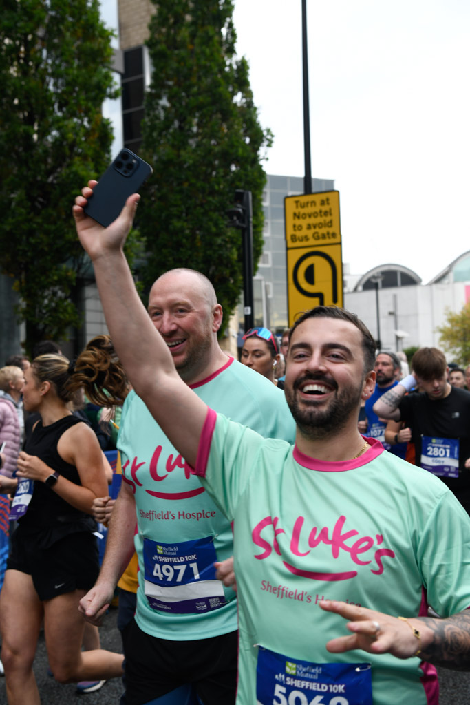St-Luke's-Sheffield-10K-2025-Resized-0334e841bee-e39b-4817-92c8-5d51384a368b.jpg