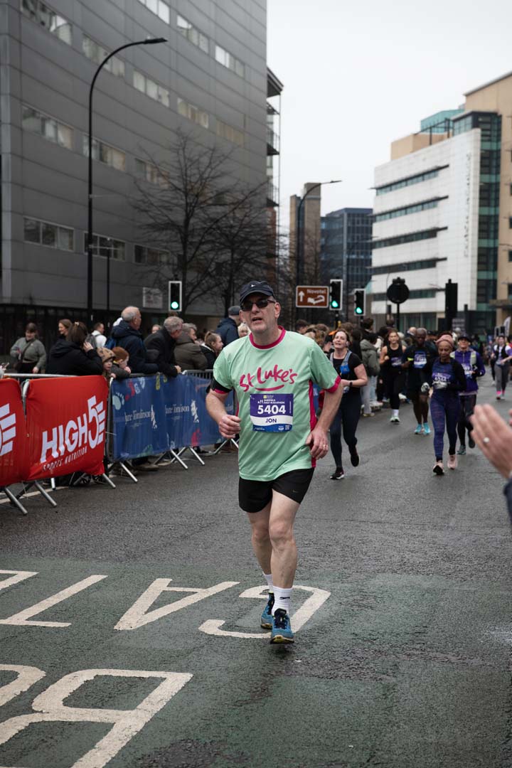 St-Lukes-Sheffield-Half-Marathon-2025-Louise-Resized-2-(25)ee93c53f-d464-4346-bd08-90ada76922b0.jpg