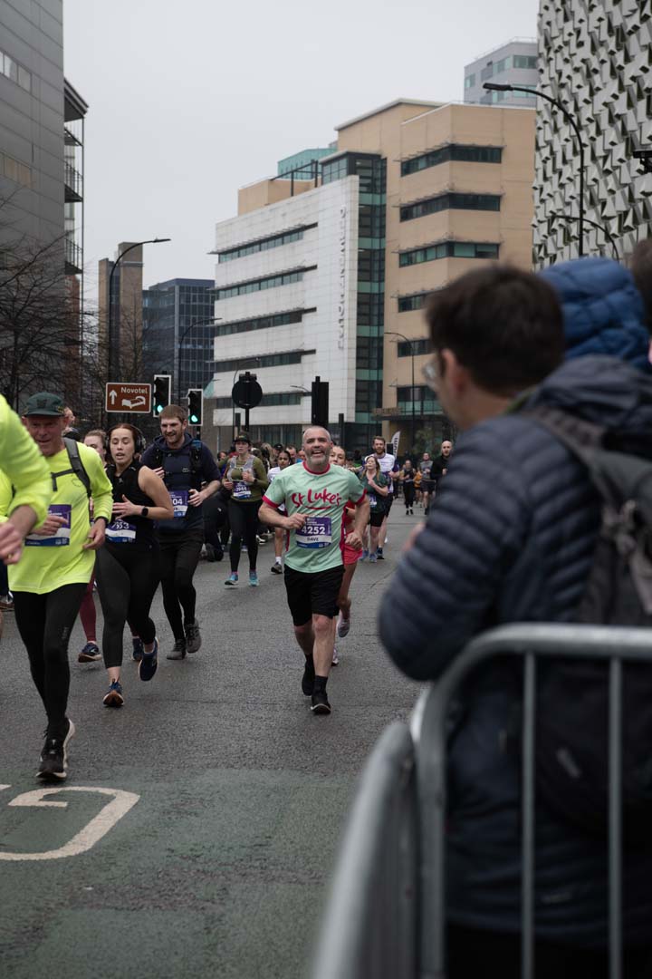 St-Lukes-Sheffield-Half-Marathon-2025-Louise-Resized-2-(28)f898d7b8-f67d-4ca9-8542-e0e622776920.jpg
