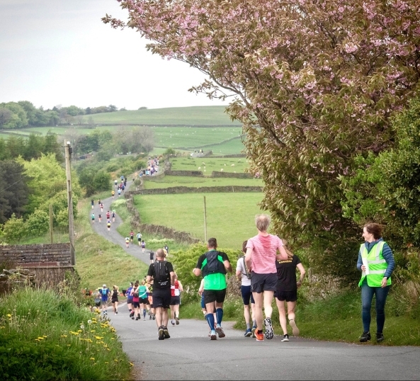 Eyam-Half-Marathon-Web-Banner-15ce3e28e-28f3-4c06-8942-ea4f817641f5 (1).jpg