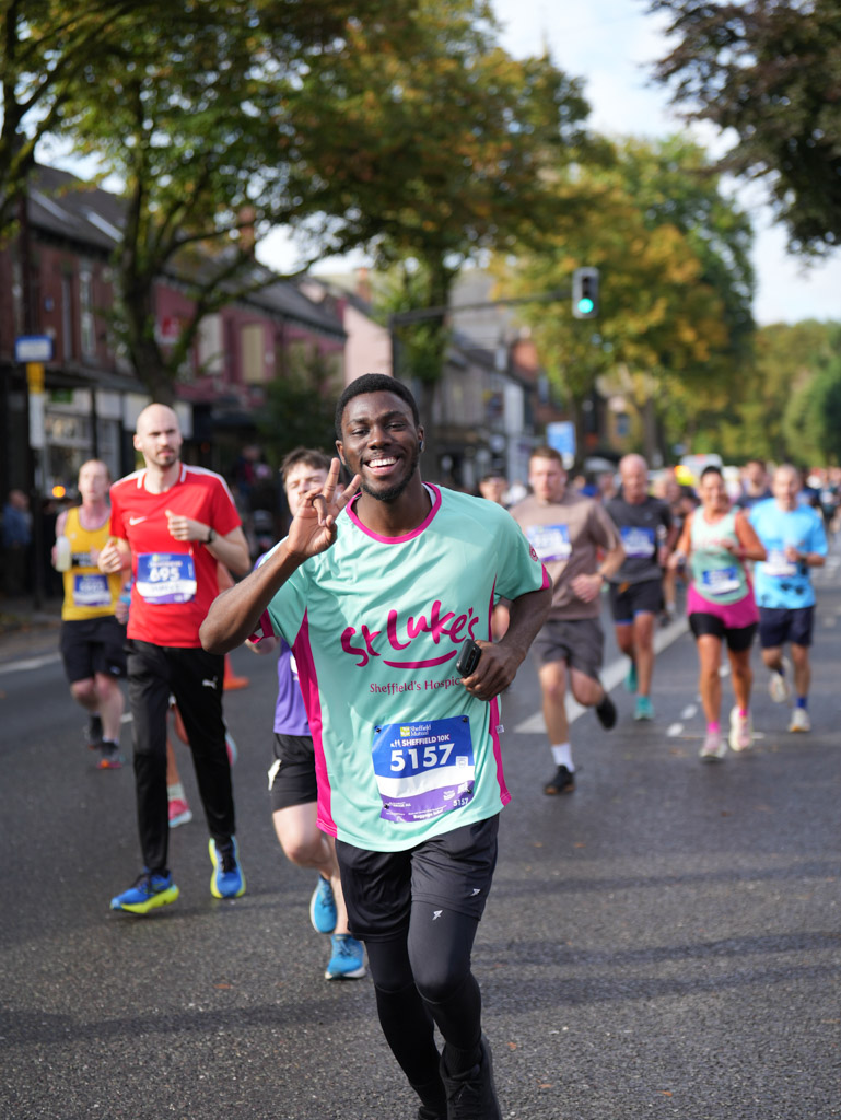 St-Luke's-Sheffield-10K-2025-Resized-1444959552f-3bb4-4d11-9c6a-4cf7f3a7e313.jpg