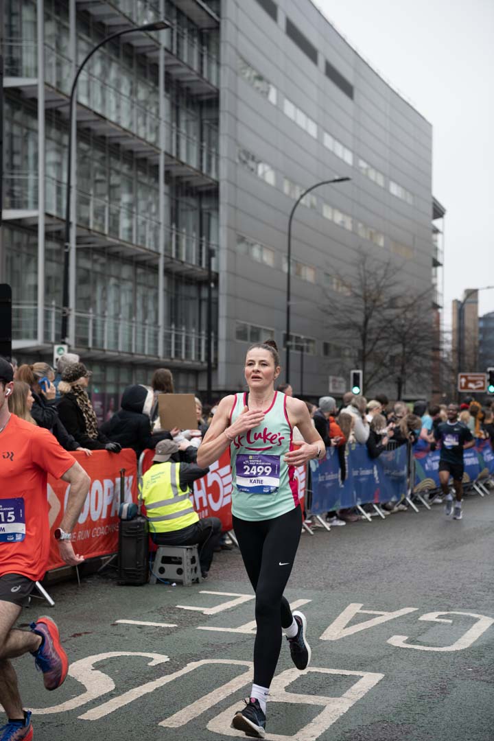 St-Lukes-Sheffield-Half-Marathon-2025-Louise-Resized-2-(13)d52c4aa6-975c-432d-831d-856f8457e898.jpg