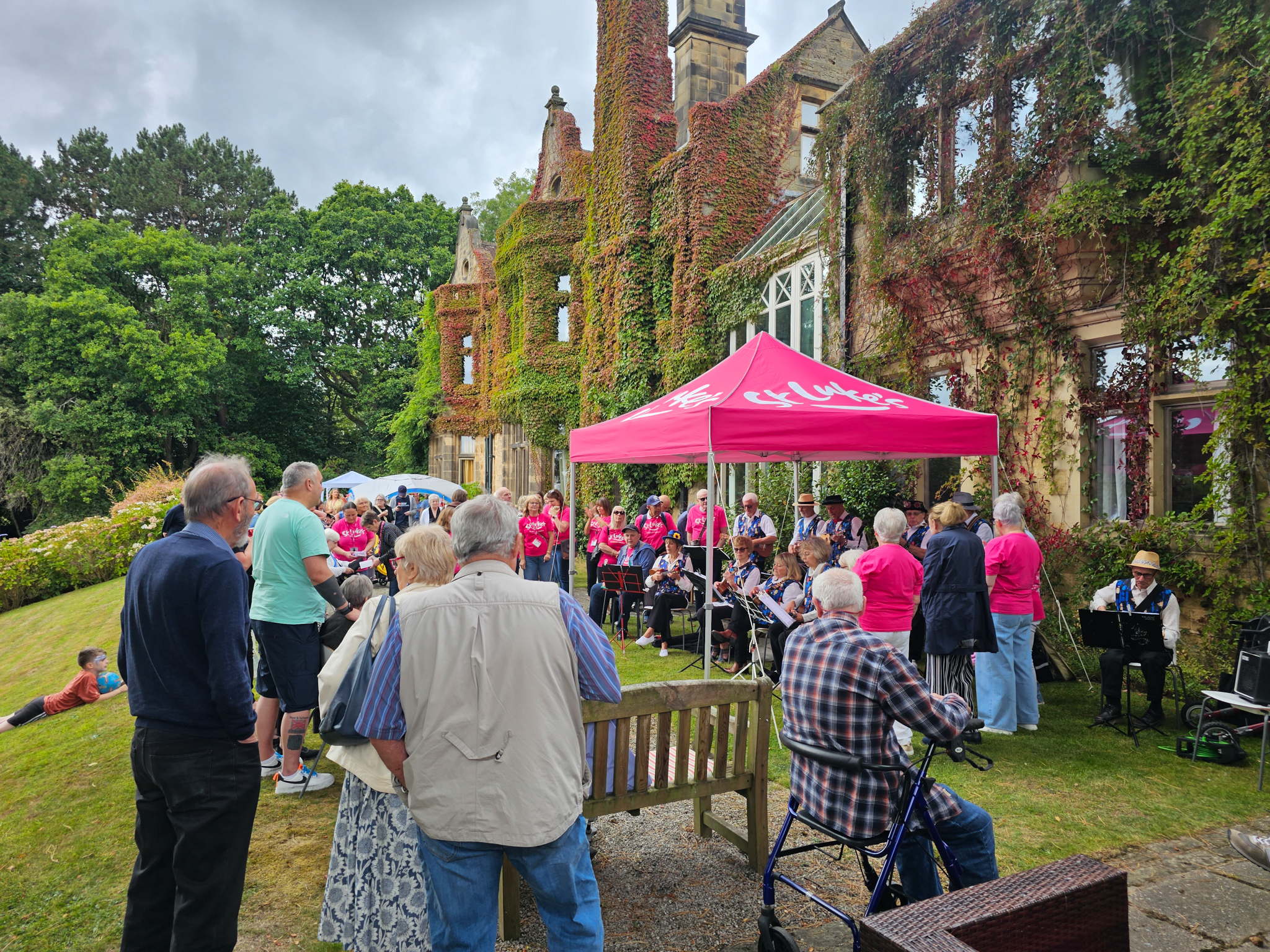 St-Luke's-Summer-Fayre-2025-795a5565fe-43b4-4bee-91c1-5fa706736bb5.jpg