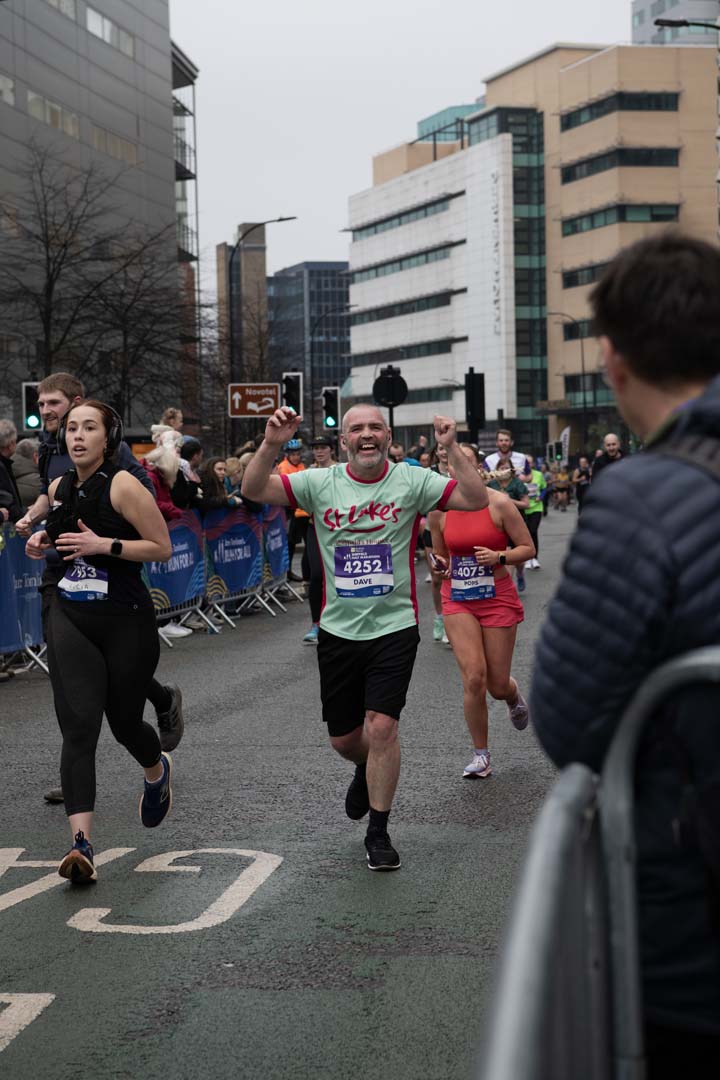 St-Lukes-Sheffield-Half-Marathon-2025-Louise-Resized-2-(30)86a955bd-2d2e-4cb2-8f14-11d9346c3632.jpg