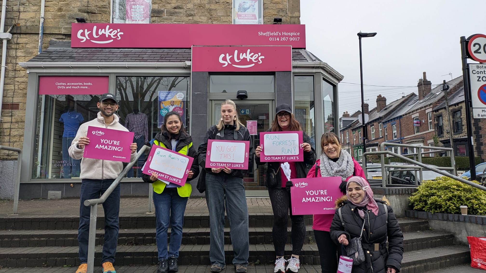 St-Lukes-Sheffield-Half-Marathon-2025-Comms-(50)9bc5601f-eb73-4ed5-97c1-aff3e74ba399.jpg