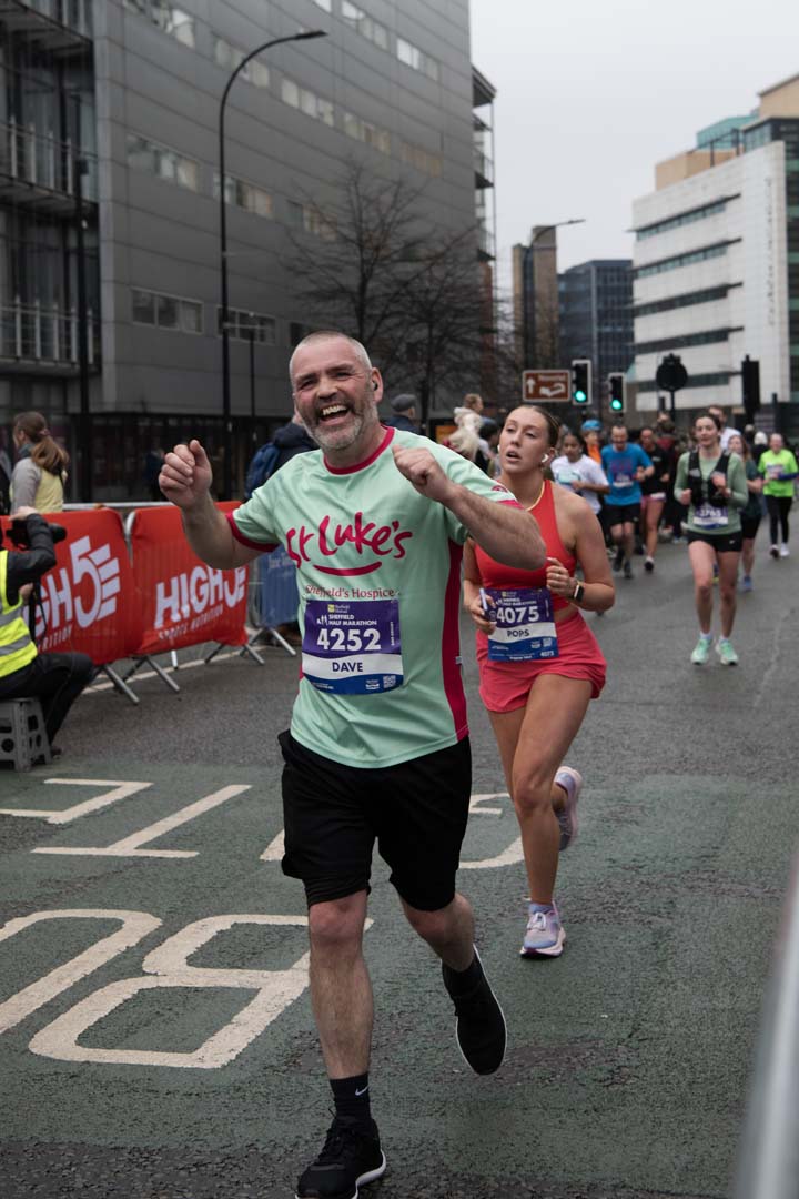 St-Lukes-Sheffield-Half-Marathon-2025-Louise-Resized-2-(31)50cf59f2-6b59-4caa-8d83-33bdd0fa4644.jpg