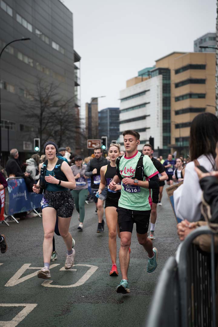 St-Lukes-Sheffield-Half-Marathon-2025-Louise-Resized-2-(20)73263801-a9fd-4aa2-9dd4-5cdf81561ba2.jpg