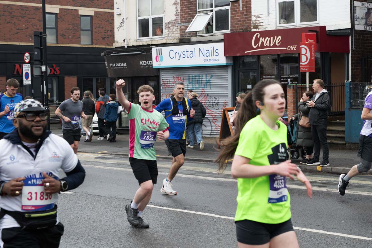 St-Lukes-Sheffield-Half-Marathon-2025-Ellie-(18)53b22b10-3b1a-4416-93d0-43f008e02672.jpg