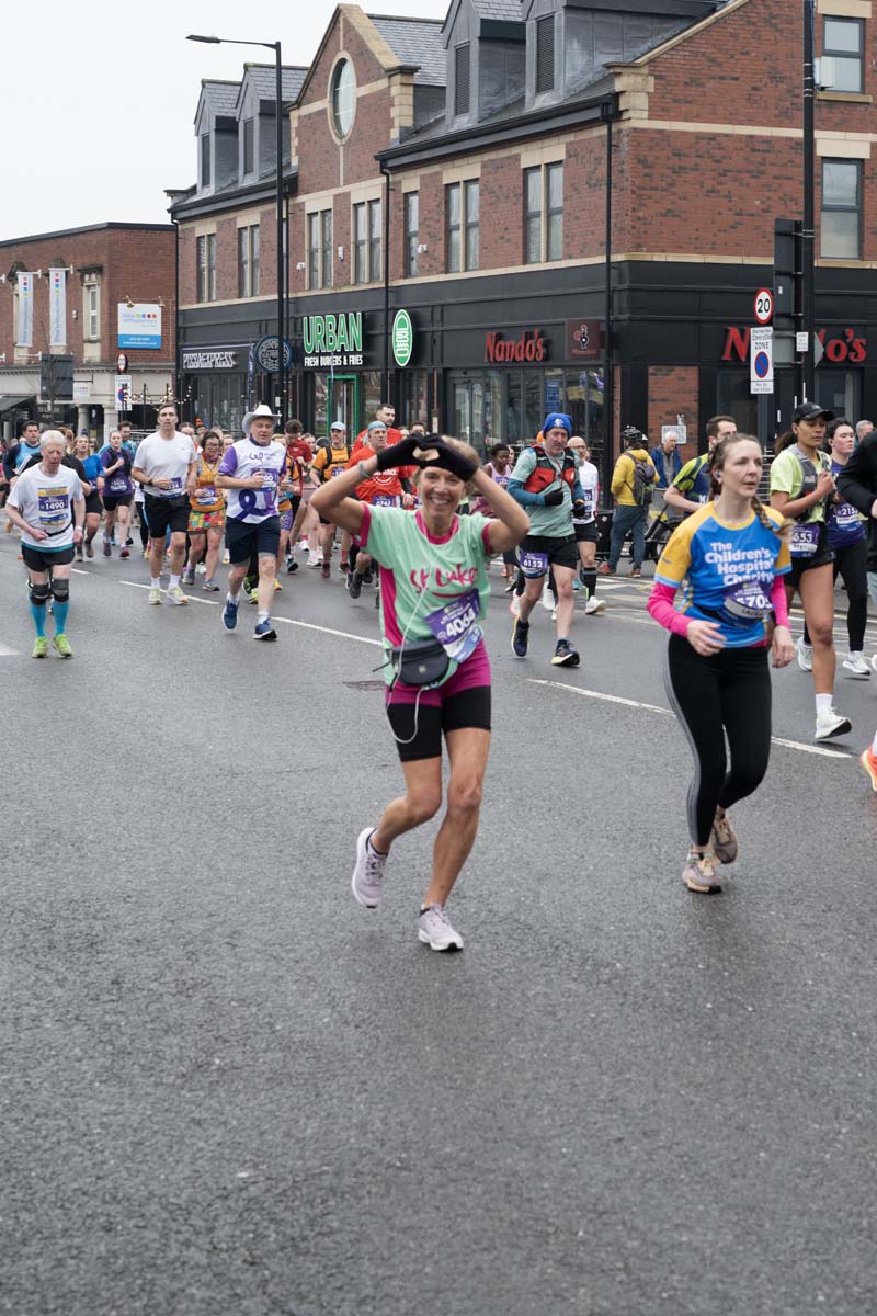 St-Lukes-Sheffield-Half-Marathon-2025-Ellie-(19)ff05c30a-47f6-4846-b05e-15529eefa97f.jpg