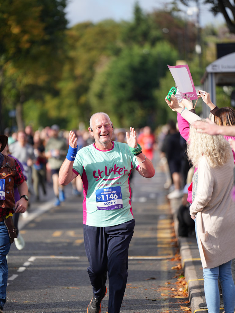 St-Luke's-Sheffield-10K-2025-Resized-207970a15f9-9801-4905-84b4-676567fe937c.jpg