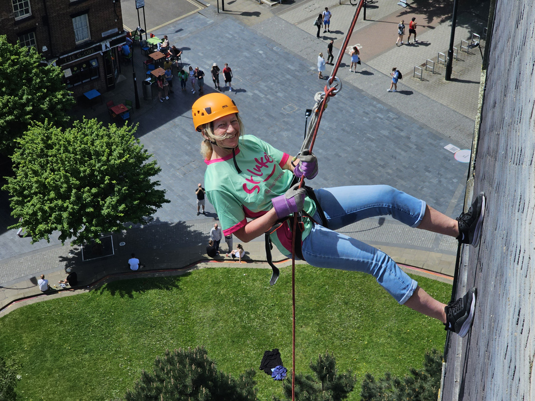 Abseil-Challenge-2024080.jpg