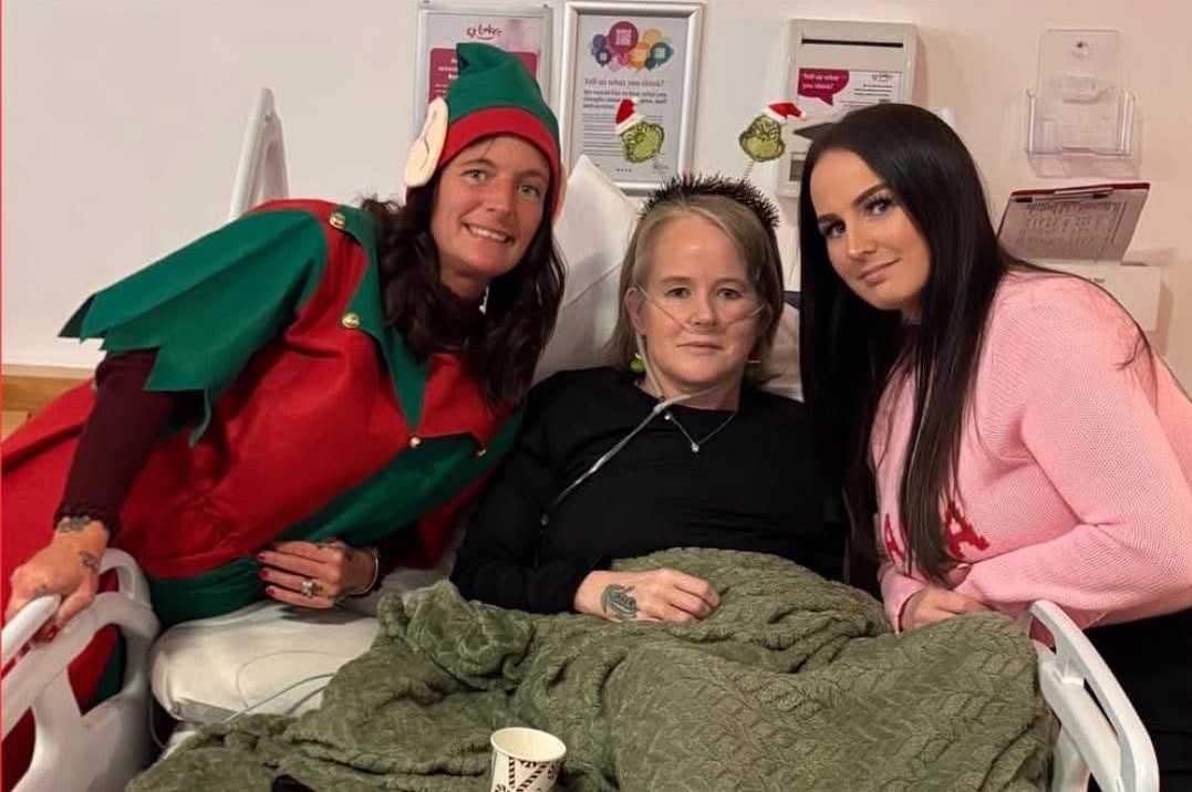 Charmaine Elliott with sisters Danielle and Laura.jpeg