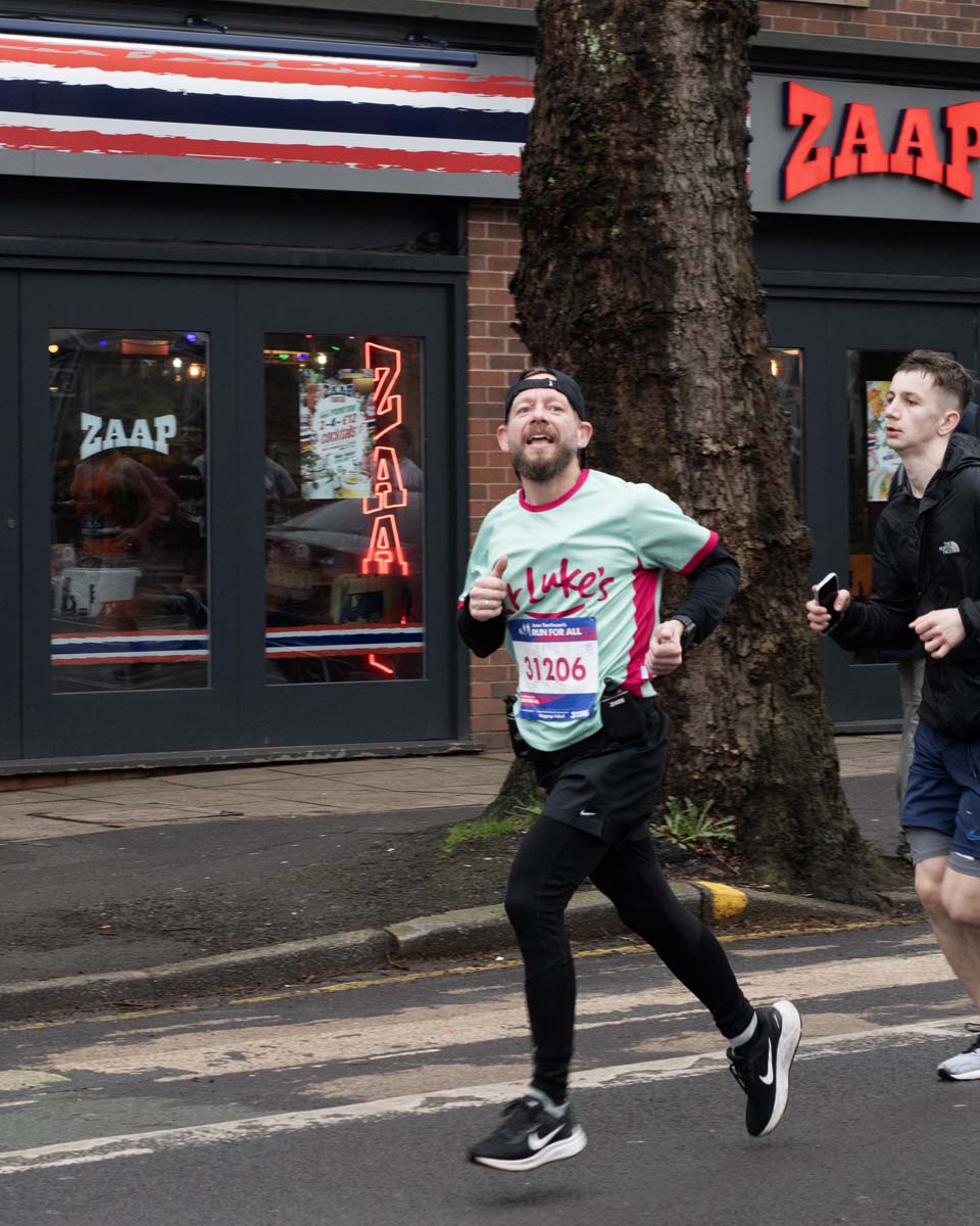 St-Lukes-Sheffield-Half-Marathon-2025-Ellie-(6)acb73060-c122-4dbc-ab66-dc5710ebca08.jpg