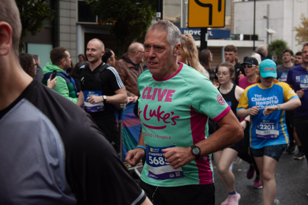 St-Luke's-Sheffield-10K-2025-Resized-06983852e1b-eb14-438f-bc3b-03a6f250973a.jpg