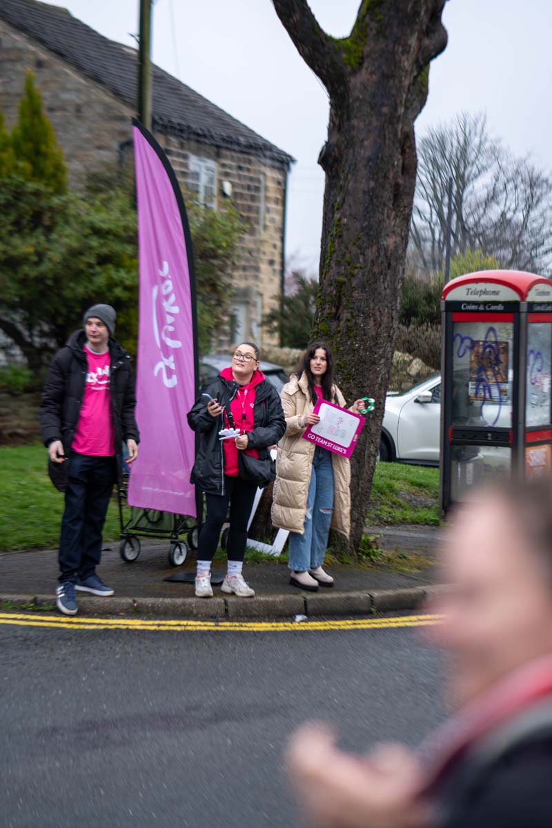 St-Lukes-Sheffield-Half-Marathon-2025-Oskars-(10)ce8c1f25-2e6c-48a4-86bd-e8a6afdee809.jpg